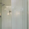 Sticker dépoli pour paroi de douche: Rayures Navy Douche Depoli Design
