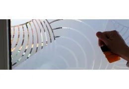 Comment poser un film pour vitre sans faire de bulles ?